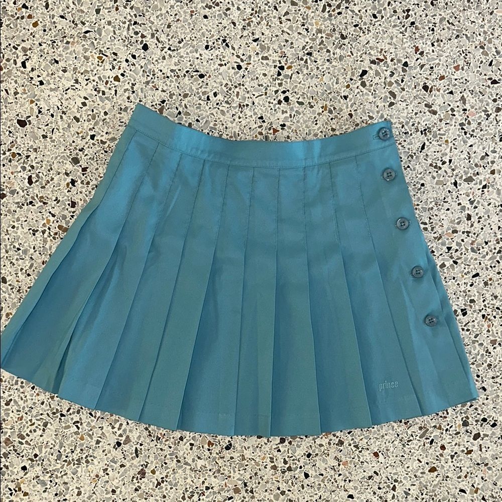 Prince Tennis turquoise pleated side button skirt size 4 blue